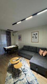 Charming Comfort Apartment - Tirana - 7