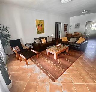 Holiday villa with pool near the ocean - 4