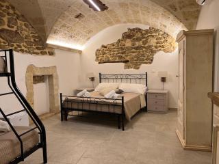 La Valigia sul letto - Mesagne - 0