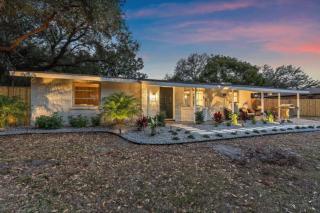 The Wisteria Oasis With heated pool and hot tub - Sarasota - 5