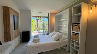 La perle des Estivales, STUDIO avec coin nuit enfants, parking et piscine , à 20min à pied port et plage - Sanary-sur-Mer - 9