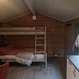 Tørfoss Gård, Hytte utleie, Campingvogn og bobil plasser - 8