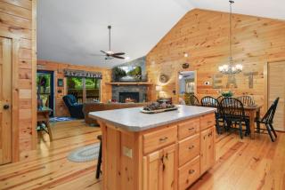 Large Cabin to Enjoy in Coosawattee River Resort - Ellijay - 7