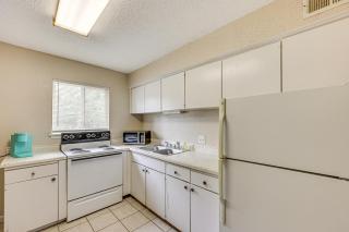 Texarkana Apartment Less Than 1 Mi to Spring Lake Park! - Texarkana - 4