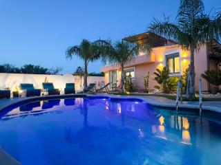 Antonakisvilla - Luxury Pool, jacuzzi & SeaView Retreat - Kremasti - 4