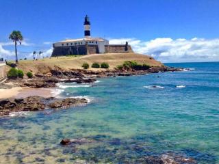 Apto completo de dois quartos na Barra - 0