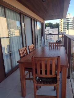 Apto completo de dois quartos na Barra - 4