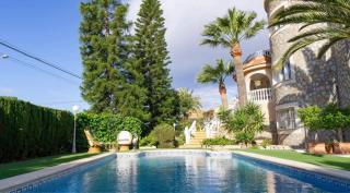Villa Rapunzel - 30 mins from Alicante and close to EVERYTHING - 4
