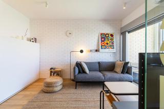 S1405 - practical and modern - AC, balcony and parking - 2