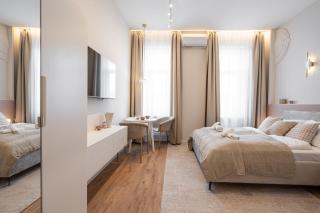 A43 - Akácfa Street Heritage Apartment - Best Location by BQA - Budapest - 2