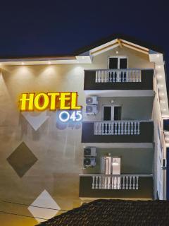 Hotel 045 - 0