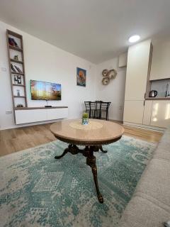 Modern & Cozy Apartment - Pristina - 0