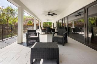 The Lake House Mia Natural Pool Wellness Center Pool Table Ping Pong Family - 8