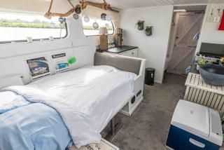 Classic Boat 4-6p boco living Rotterdam Marina - 1