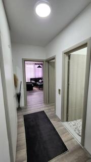 City Center Apt W Free P - Skopje - 4