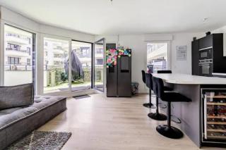 Résidence Abraham - Guest Room 1 LaDéfense U-Arena #Terasse #Fibre #Netflix - Colombes - 7
