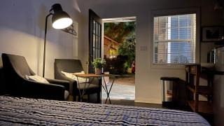 Lovely Spacious Guesthouse in Mills 50 District - Orlando - 1