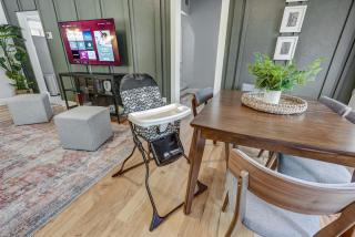 Neighborly Heights - Downtown King BBQ Fire Pit - 4