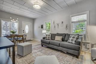 Neighborly Heights - Downtown King BBQ Fire Pit - 1