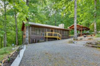 Cozy Hiawassee Cabin - 4 Mi to Lake Chatuge! - Hiawassee - 0
