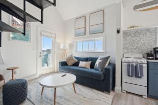 Ocean Views Newly Renovated Private Balcony - Hampton - 8