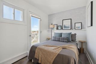 Ocean Views Newly Renovated Private Balcony - Hampton - 5