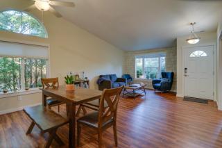 Beautiful Pet-Friendly Washougal Home with Fire Pit! - 6