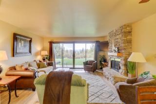 Bigfork Condo with Hot Tub Access, By Lake! - Bigfork - 6