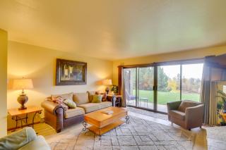 Bigfork Condo with Hot Tub Access, By Lake! - Bigfork - 5