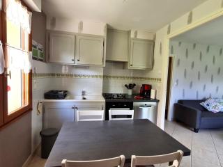 Gîte charmant à Naives-Rosières : 4 pers., grand terrain fleuri, proche Bar-le-Duc - FR-1-585-51 - 3