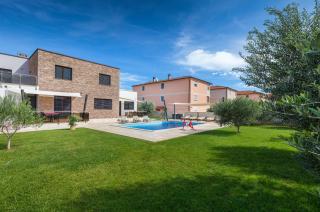 Family friendly apartments with a swimming pool Medulin - 23267 - Medulin - 0
