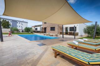 Family friendly apartments with a swimming pool Medulin - 23267 - Medulin - 5