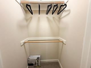Stylish 1 Bedroom Apartment in LA with Free Parking - 10 Minutes away from Ceders Sinai - Los Angeles - 8
