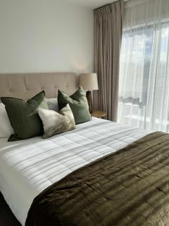 Riverside Escape - Albert Town - 8