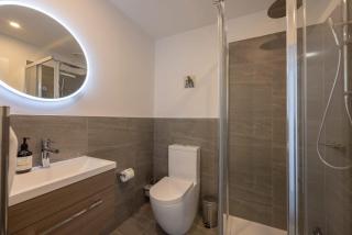 Riverside Escape - Albert Town - 3