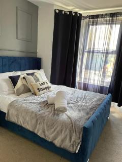 The Richmond Collection - Gillingham - 3