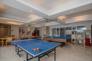 Bustle Base Coliving and Coworking Space - Legian - 6