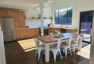 Perfect Large Multi Family Accommodation - 8