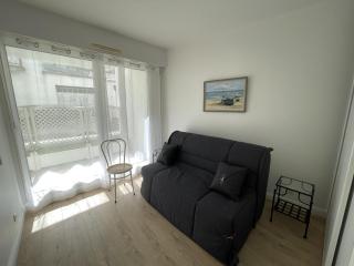 Appartement T3 avec Terrasse et Garage en Plein Centre de Royan, Proche Plages et Marché - FR-1-71-107 - Royan - 4