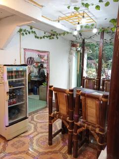 Fun Family Guest House n Jungle Tour - 1