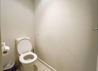 GW24-1 BATH 2 BR at The Glen with FREE Parking and Balcony - Glen Waverley - 3