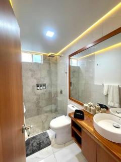 Moderna Suite con la Mejor vista al Mar - Puerto Ayora - 5