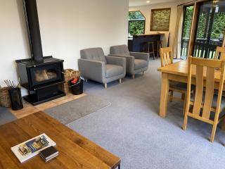 Central Wanaka Retreat Close to the Lake - Wanaka - 5
