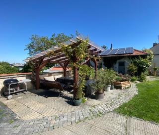 Prvorepublikový dům se zahradou - 4