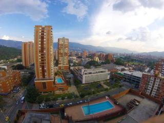 laureles estadio Acogedor apartamento - Medellín - 0
