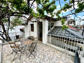 Interbelic house with courtyard and terrace - Bucharest - 0