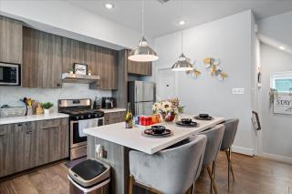 3 Bedroom Exclusive Getaway at Houston Galleria - 1