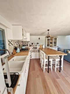 Secluded Villa 4 km from the Sea, with private forest, private pool - Dograde - 7