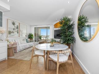 Cotton Beach 21 - Coastal Elegance with pool - Casuarina - 5