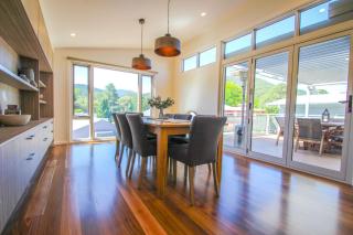 Villa Urbane - Bright - 9